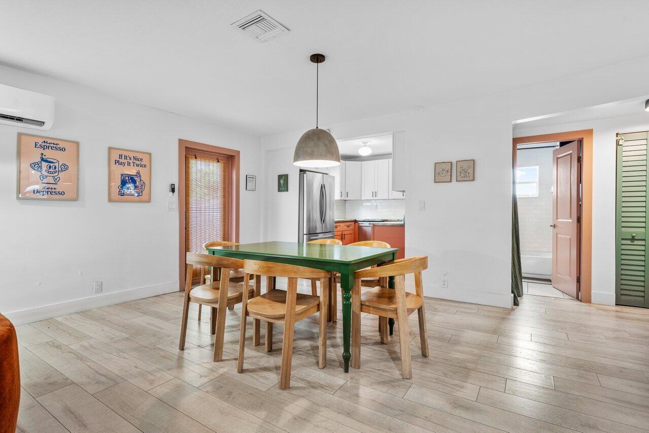 511 Churchill Road West Palm Beach, FL 33405 - Photo 9 of 29 010-511ChurchillRoad-WestPalmBeach-FL-33