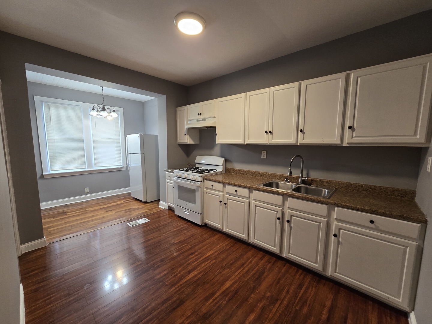 6842 South May Street Chicago, IL 60621 - Photo 12 of 26 Gallery Image 12