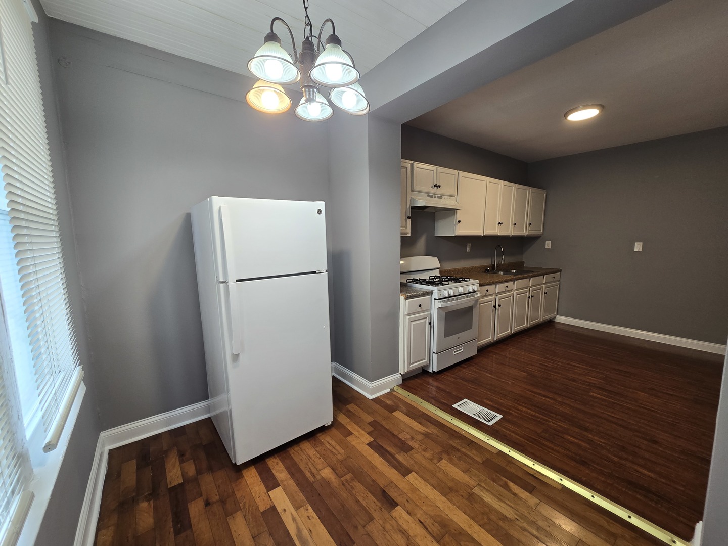 6842 South May Street Chicago, IL 60621 - Photo 13 of 26 Gallery Image 13
