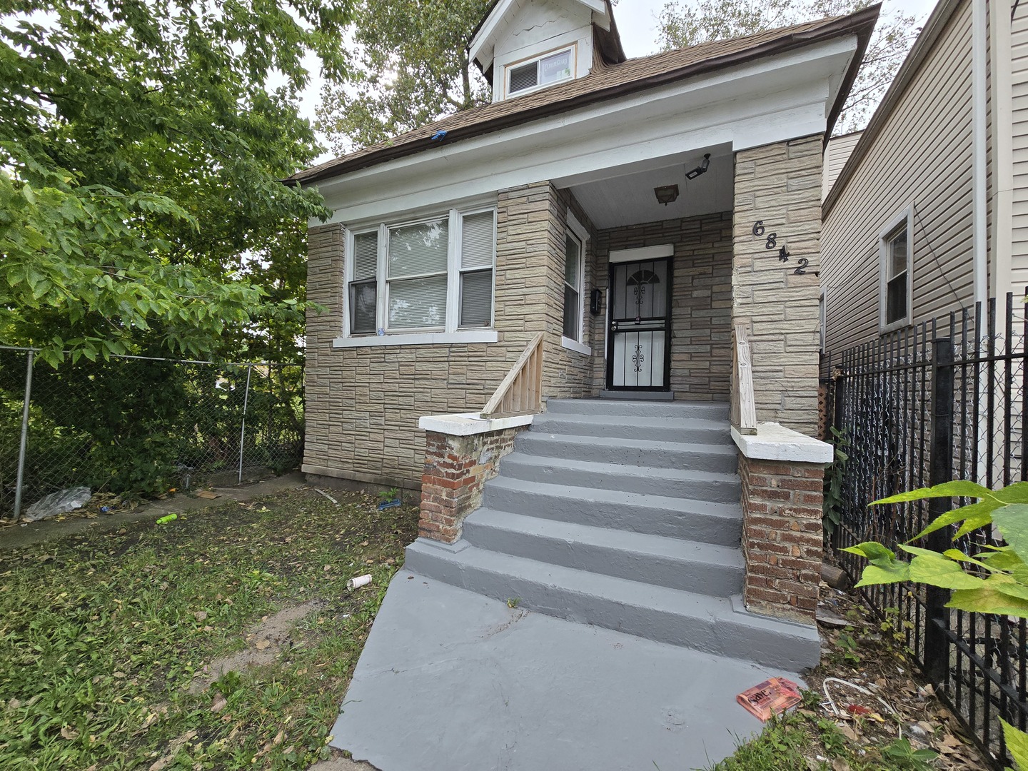 6842 South May Street Chicago, IL 60621 - Photo 2 of 26 Gallery Image 2