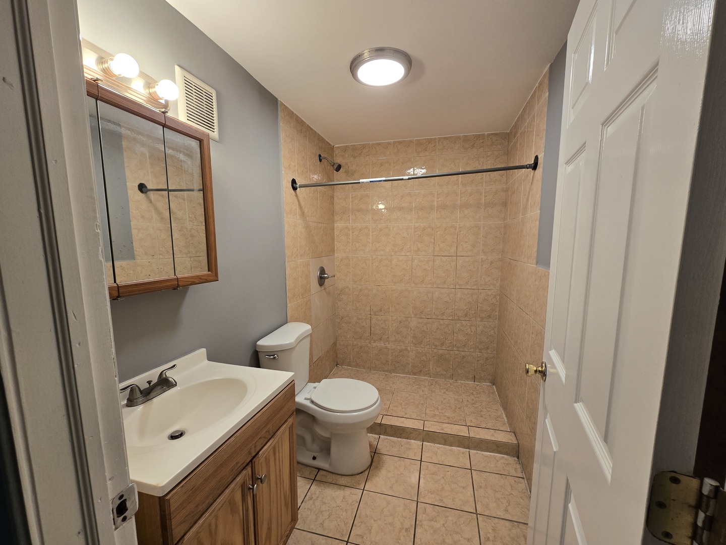 6842 South May Street Chicago, IL 60621 - Photo 5 of 26 Gallery Image 5