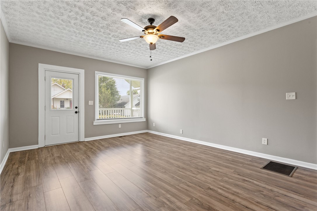 17 Alexander Street Liberty, SC 29657 - Photo 7 of 26 Gallery Image 7