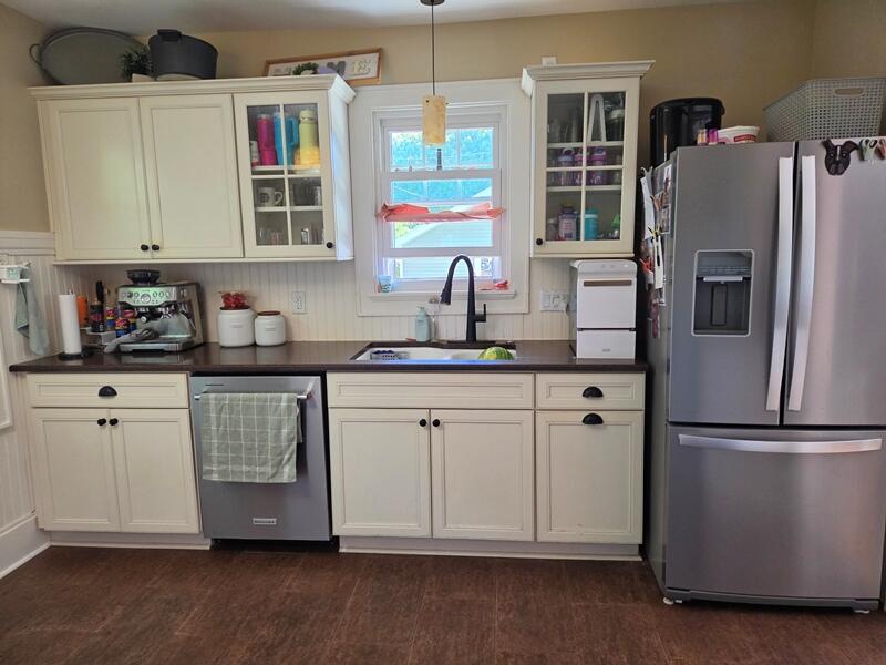 2011 North 9th Street Sheboygan, WI 53081 - Photo 5 of 36 Kitchen(2)