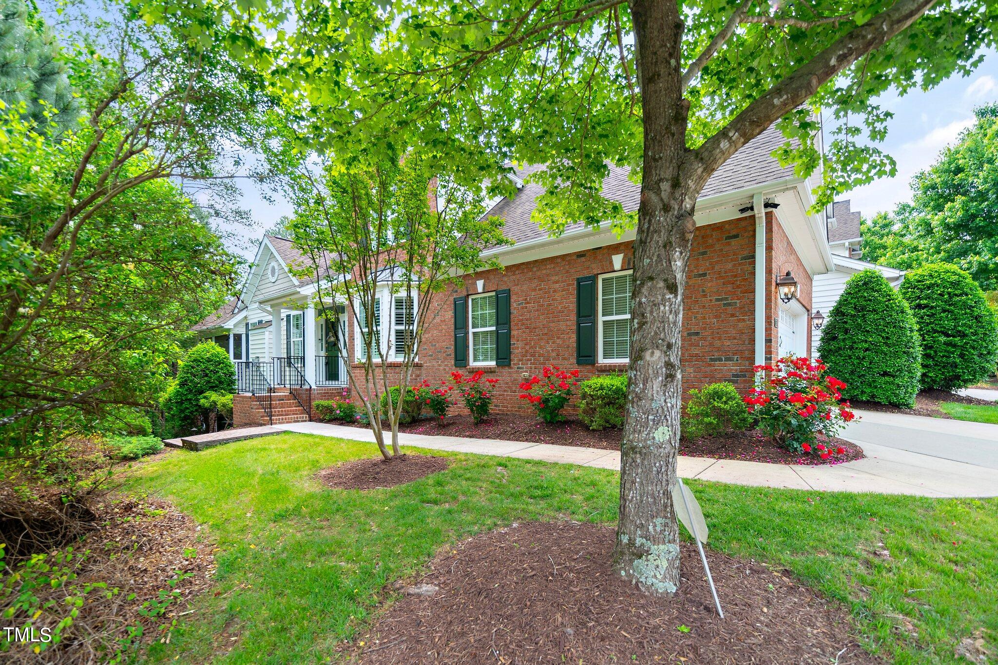 11514 Helmond Way Raleigh, NC 27617 - Photo 4 of 56 4-web-or-mls-11514 Helmond Way-56 copy
