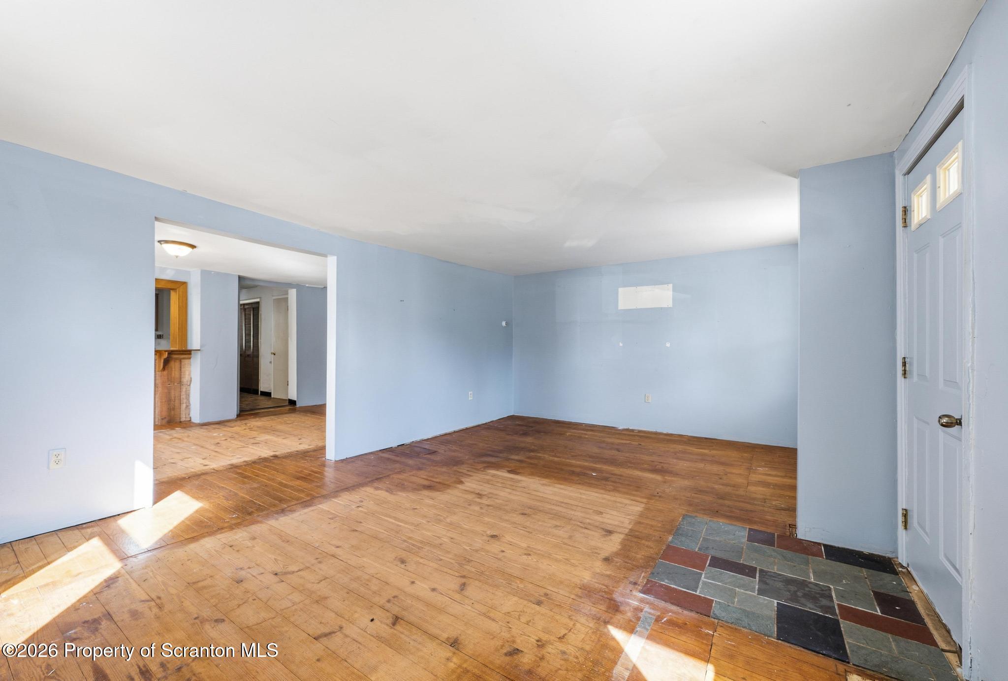 722 Archbald Street Scranton, PA 18504 - Photo 17 of 36 DSC_5997-5
