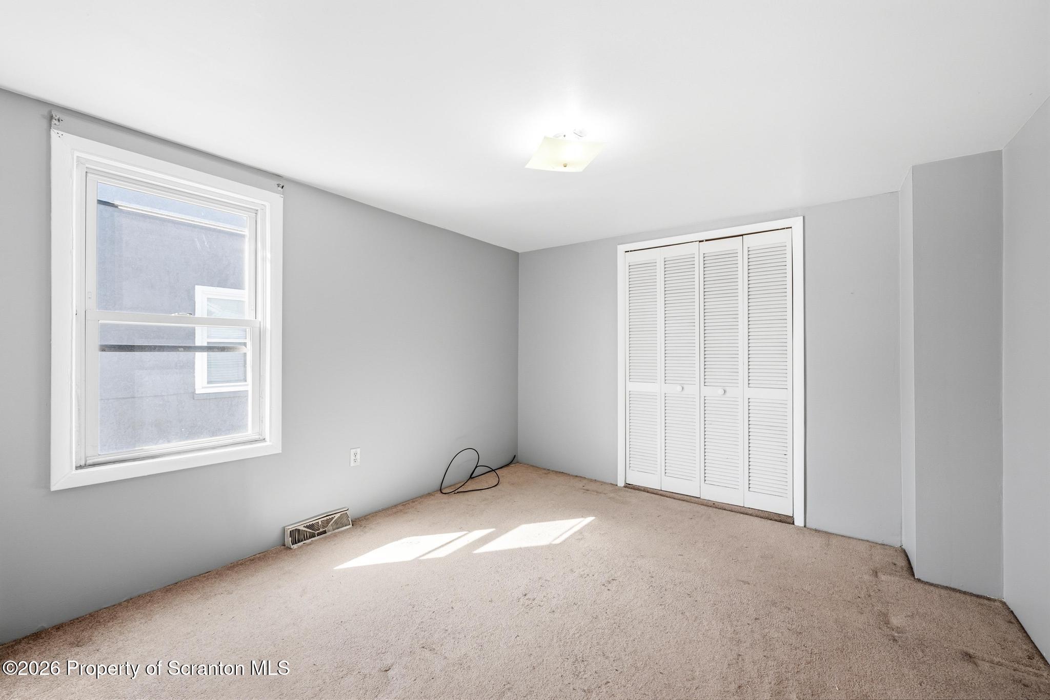 722 Archbald Street Scranton, PA 18504 - Photo 21 of 36 DSC_5898-2