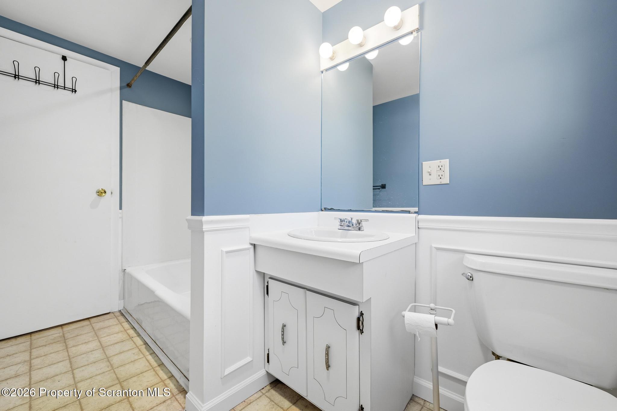 722 Archbald Street Scranton, PA 18504 - Photo 24 of 36 DSC_5910-2