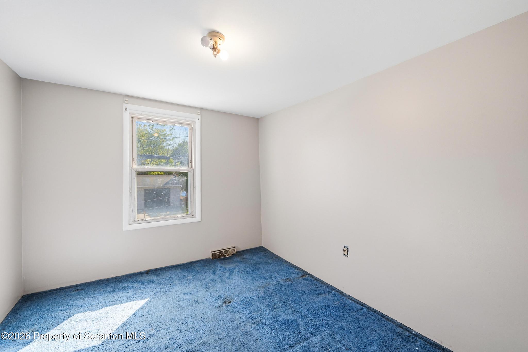 722 Archbald Street Scranton, PA 18504 - Photo 25 of 36 DSC_5916-2