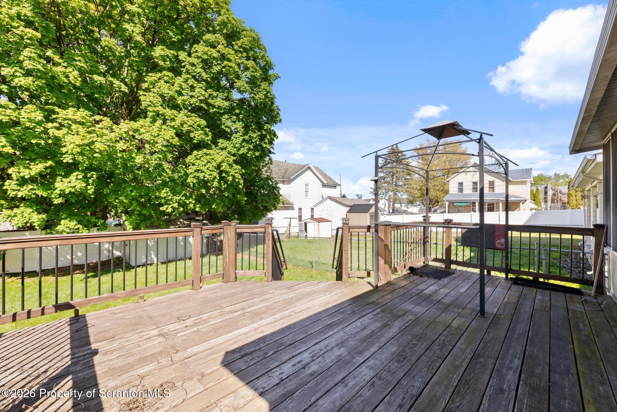 722 Archbald Street Scranton, PA 18504 - Photo 29 of 36 DSC_5932-2