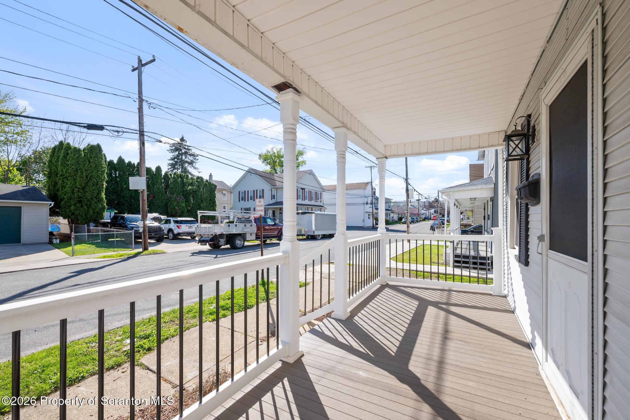 722 Archbald Street Scranton, PA 18504 - Photo 4 of 36 DSC_6010-2