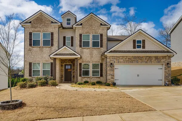 $519,900 | 4742 Wellesley Drive, Ooltewah, TN 37363