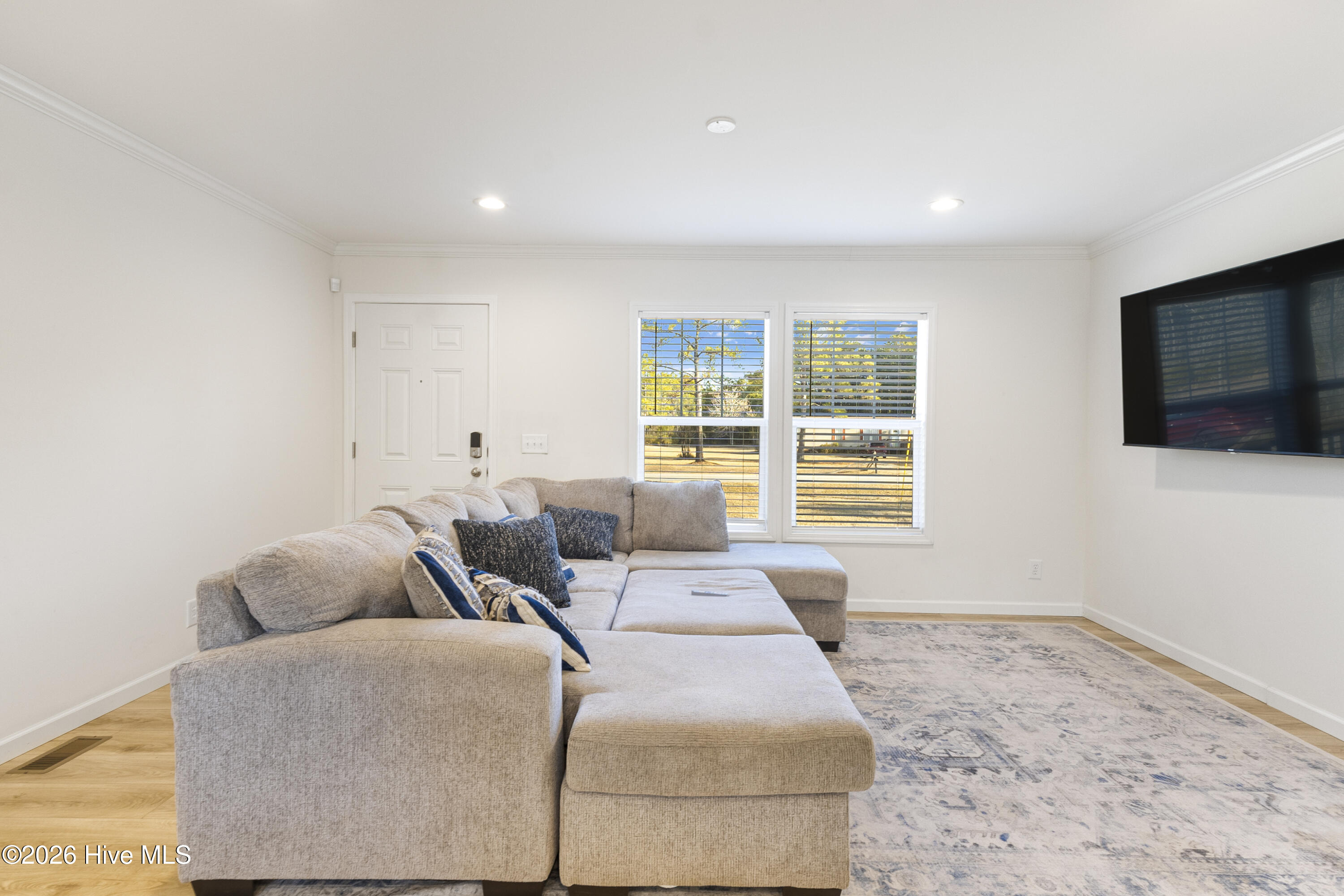 288 Folkstone Road Holly Ridge, NC 28445 - Photo 5 of 36 IMG_3042