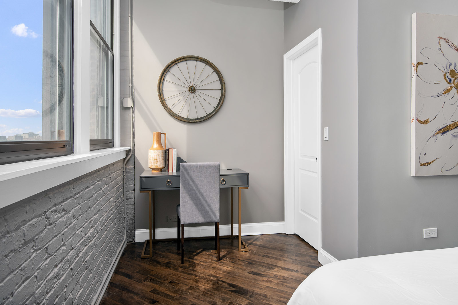 411 South Sangamon Street, Unit 7C Chicago, IL 60607 - Photo 12 of 15 a view of a room that has a table and a chair