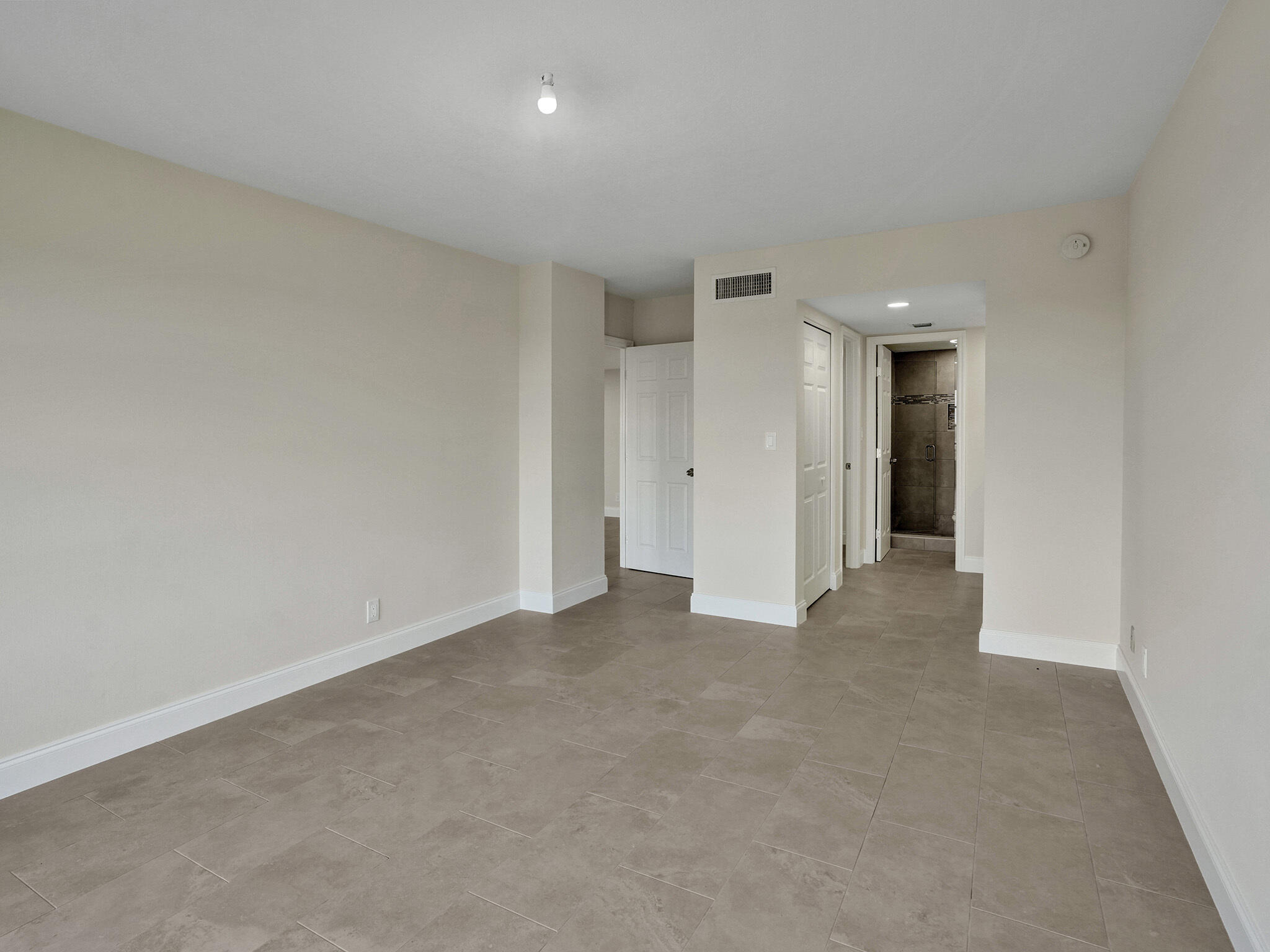 10777 West Sample Road, Unit 1008 Coral Springs, FL 33065 - Photo 8 of 43 DSC03519