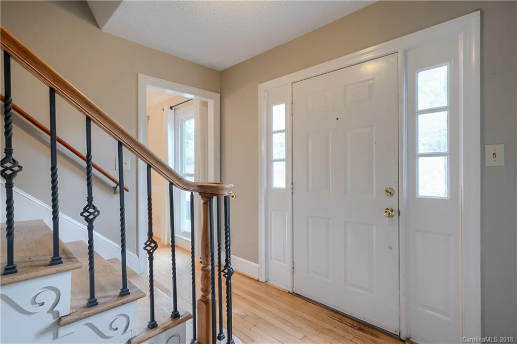 25010 Clubview Circle, Unit 10 Tega Cay, SC 29708 - Photo 3 of 18 Gallery Image 3