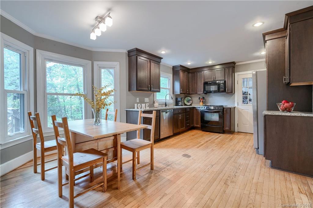 25010 Clubview Circle, Unit 10 Tega Cay, SC 29708 - Photo 6 of 18 Gallery Image 6