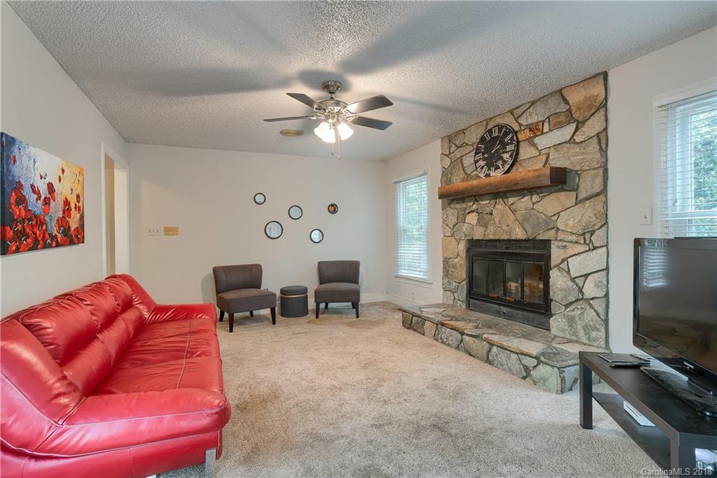 25010 Clubview Circle, Unit 10 Tega Cay, SC 29708 - Photo 10 of 18 Gallery Image 10
