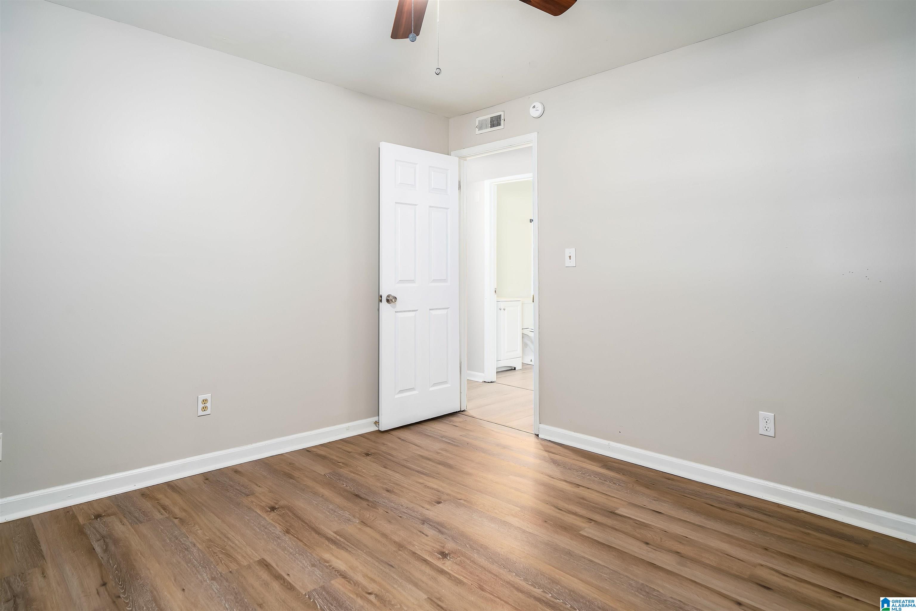 2524 18th Place South Birmingham, AL 35209 - Photo 12 of 17