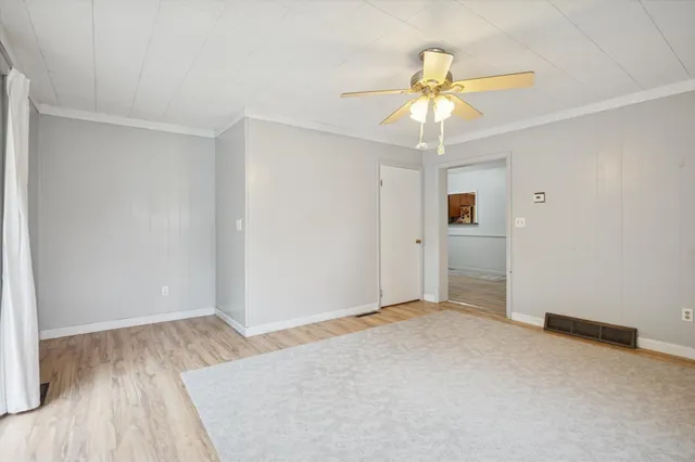 $184,000 | 217 West Hughes Street, Marshall, MI 49068