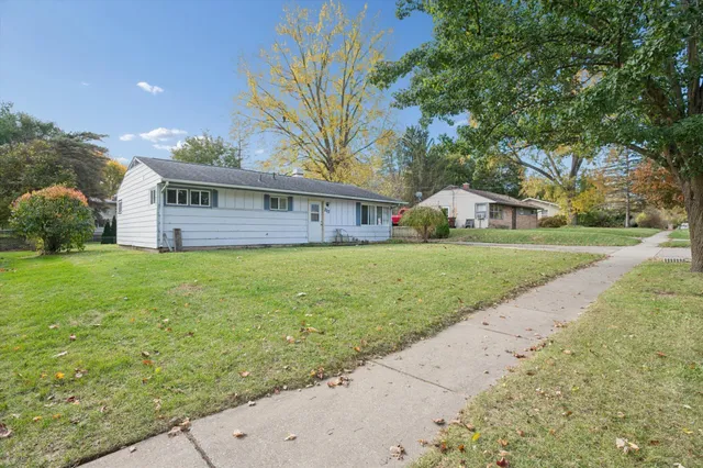 $184,000 | 217 West Hughes Street, Marshall, MI 49068