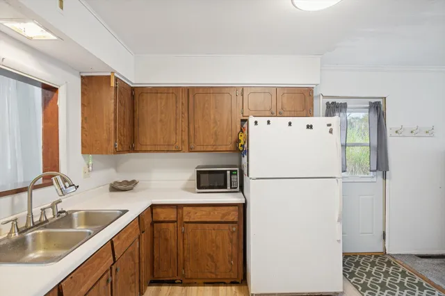 $184,000 | 217 West Hughes Street, Marshall, MI 49068