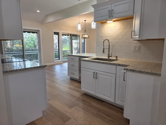 $390,000 | 876 Heritage Village, Unit A, Southbury, CT 06488