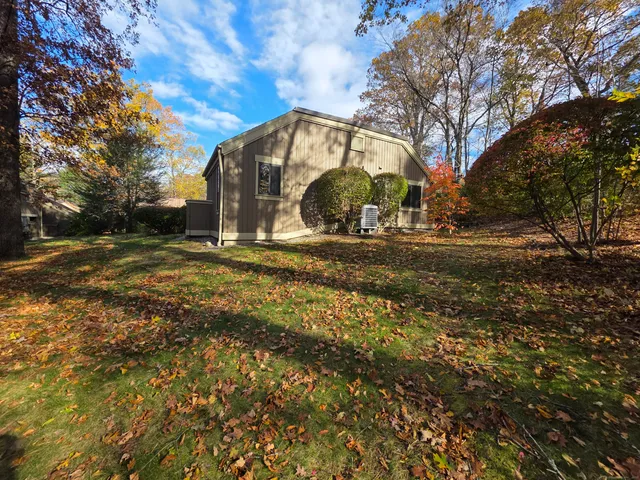 $390,000 | 876 Heritage Village, Unit A, Southbury, CT 06488