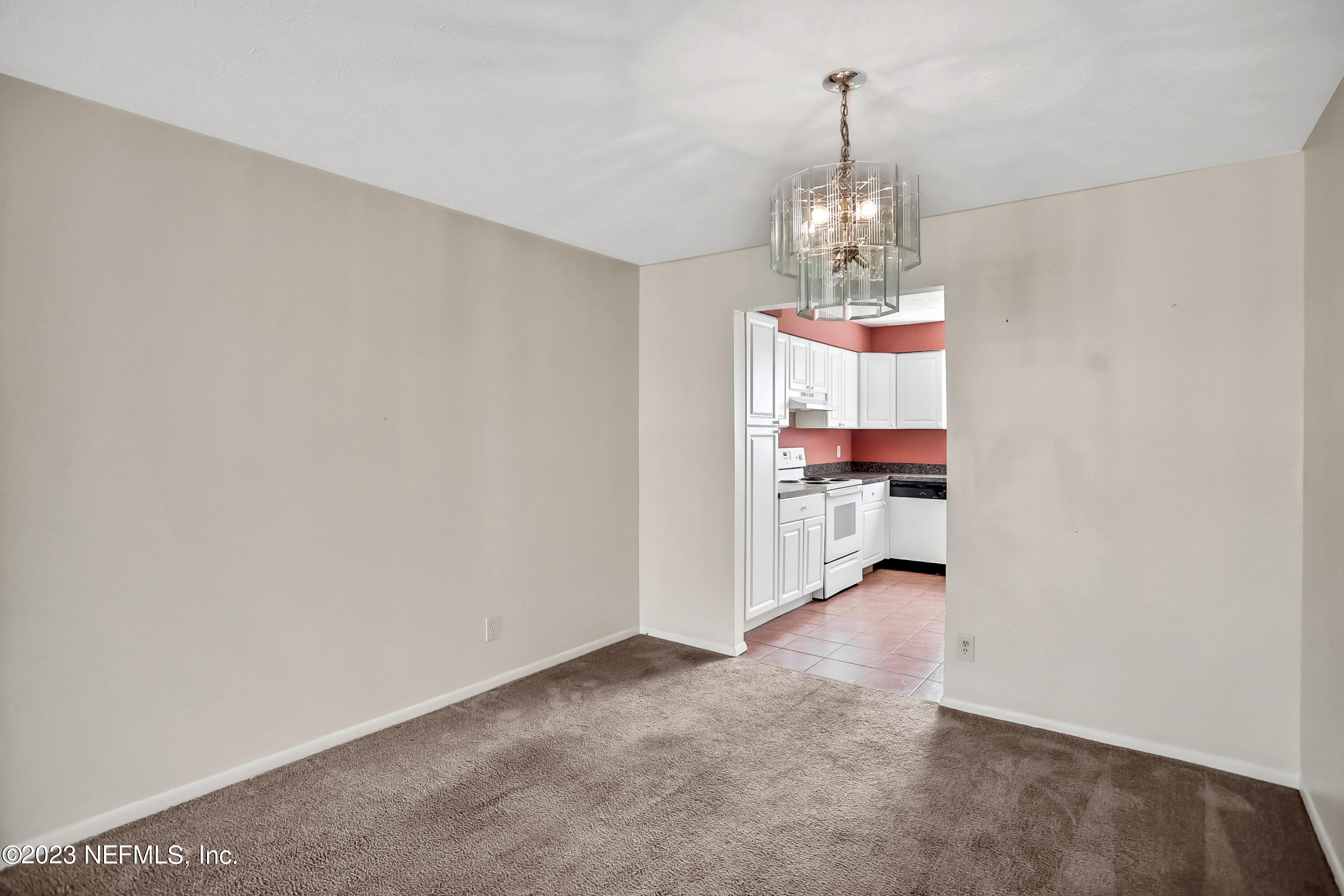 4915 Baymeadows Road, Unit 6D Jacksonville, FL 32217 - Photo 8 of 26 LJ9A9424