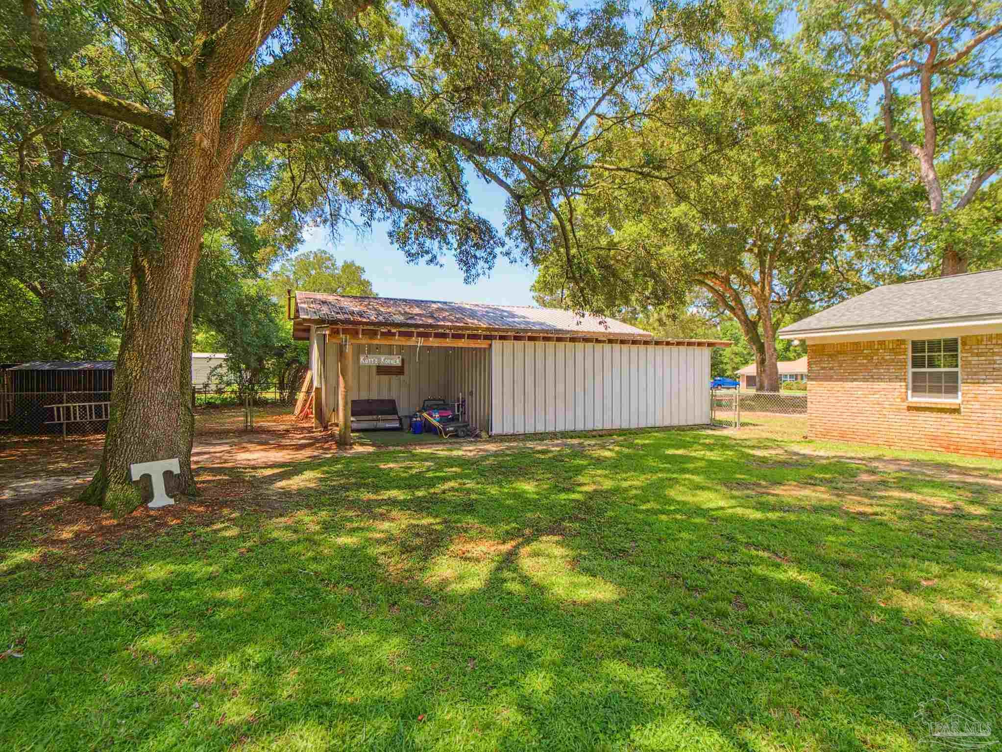 5692 Pine Ridge Drive Milton, FL 32570 - Photo 32 of 43