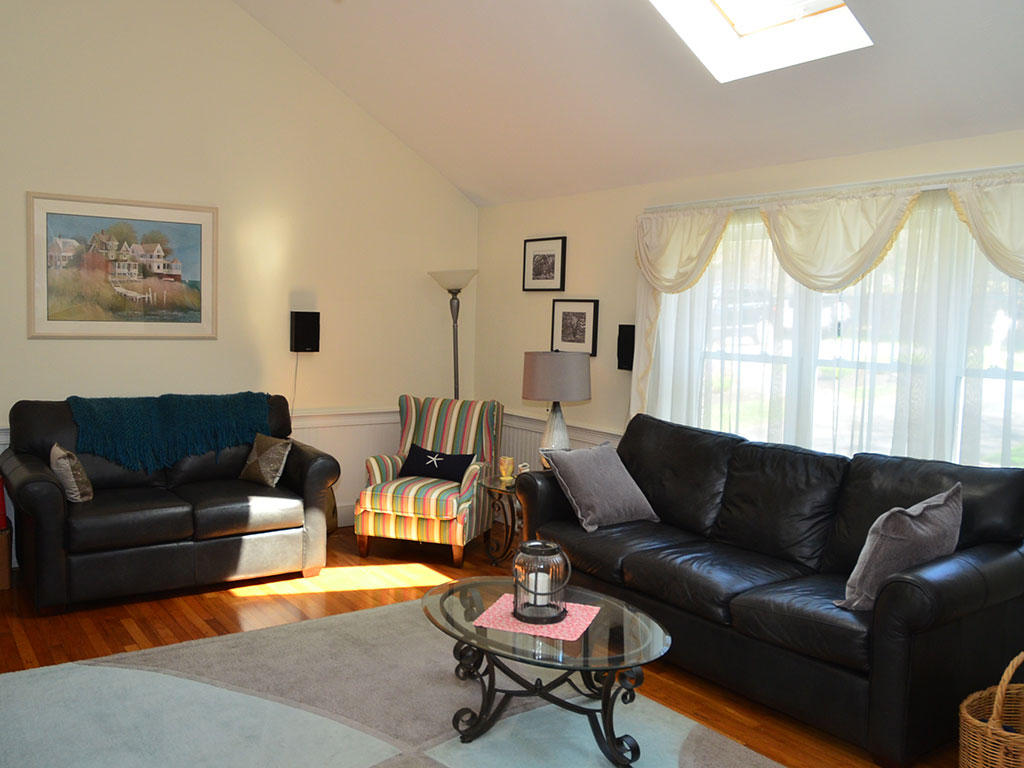 21 Deer Hollow Road Forestdale, MA 02644 - Photo 11 of 41 21-deer-hollow-007