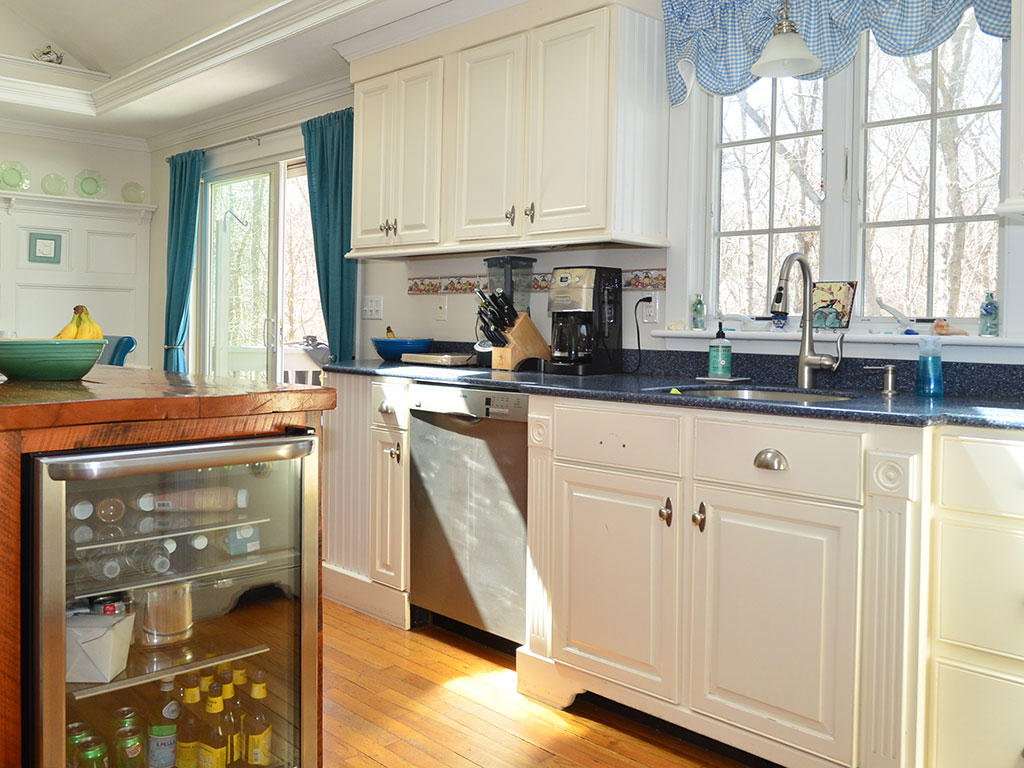 21 Deer Hollow Road Forestdale, MA 02644 - Photo 6 of 41 21-deer-hollow-002