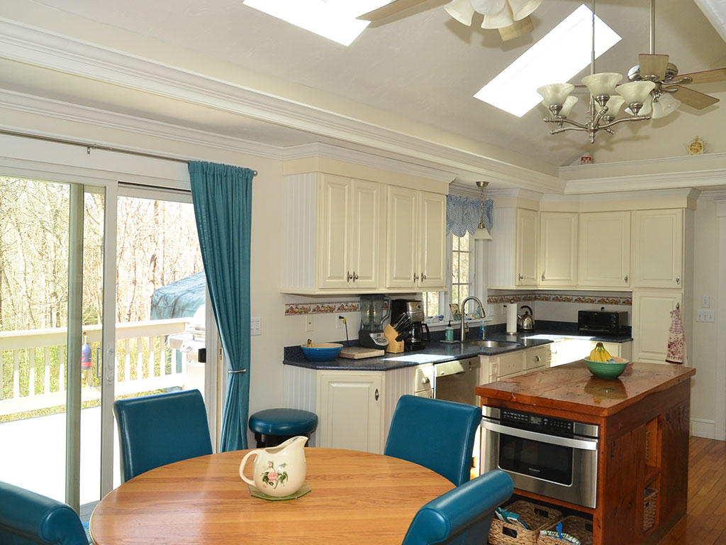 21 Deer Hollow Road Forestdale, MA 02644 - Photo 9 of 41 21-deer-hollow-005