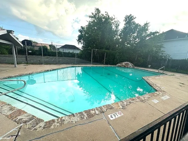 $119,000 | 11000 Kinghurst Street, Unit 168, Houston, TX 77099