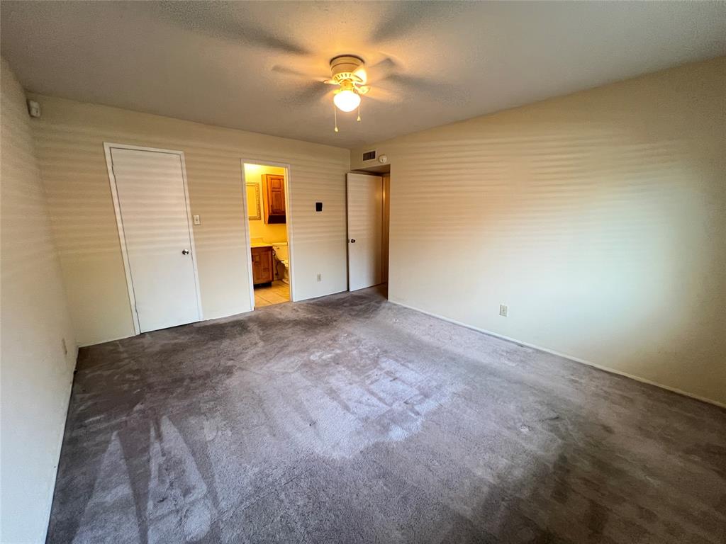 2107 Victoria Road Carrollton, TX 75007 - Photo 23 of 39