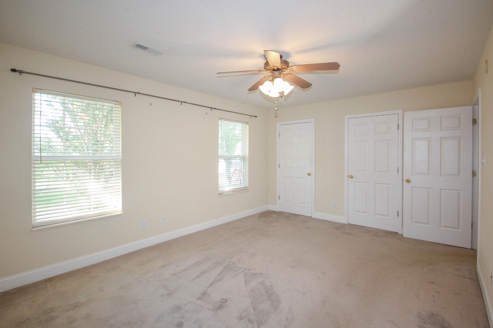 5510 J Riley W Drive Greenback, TN 37742 - Photo 29 of 40 a view of an empty room with a window