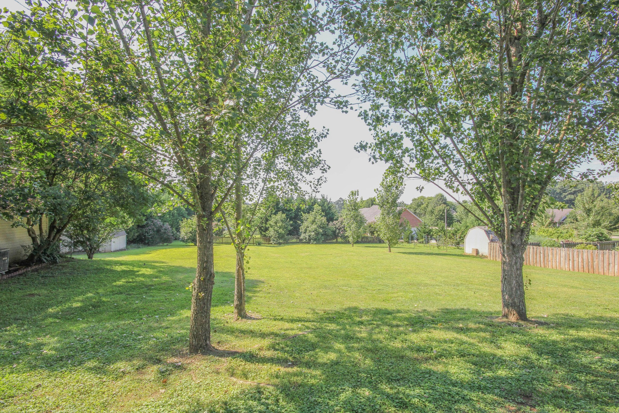 5510 J Riley W Drive Greenback, TN 37742 - Photo 7 of 40 a view of an ocean from a yard