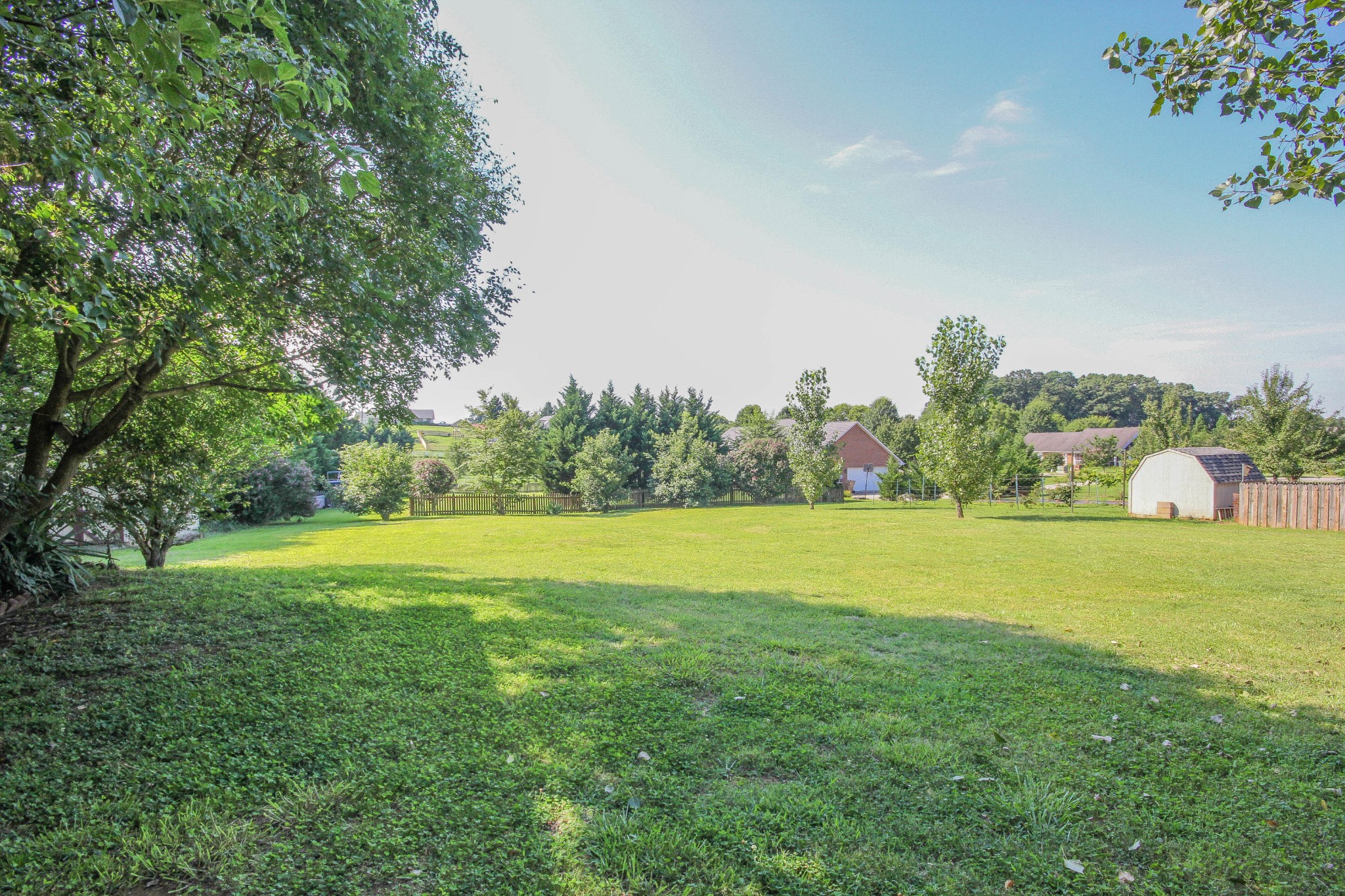 5510 J Riley W Drive Greenback, TN 37742 - Photo 8 of 40 a view of an ocean and a yard
