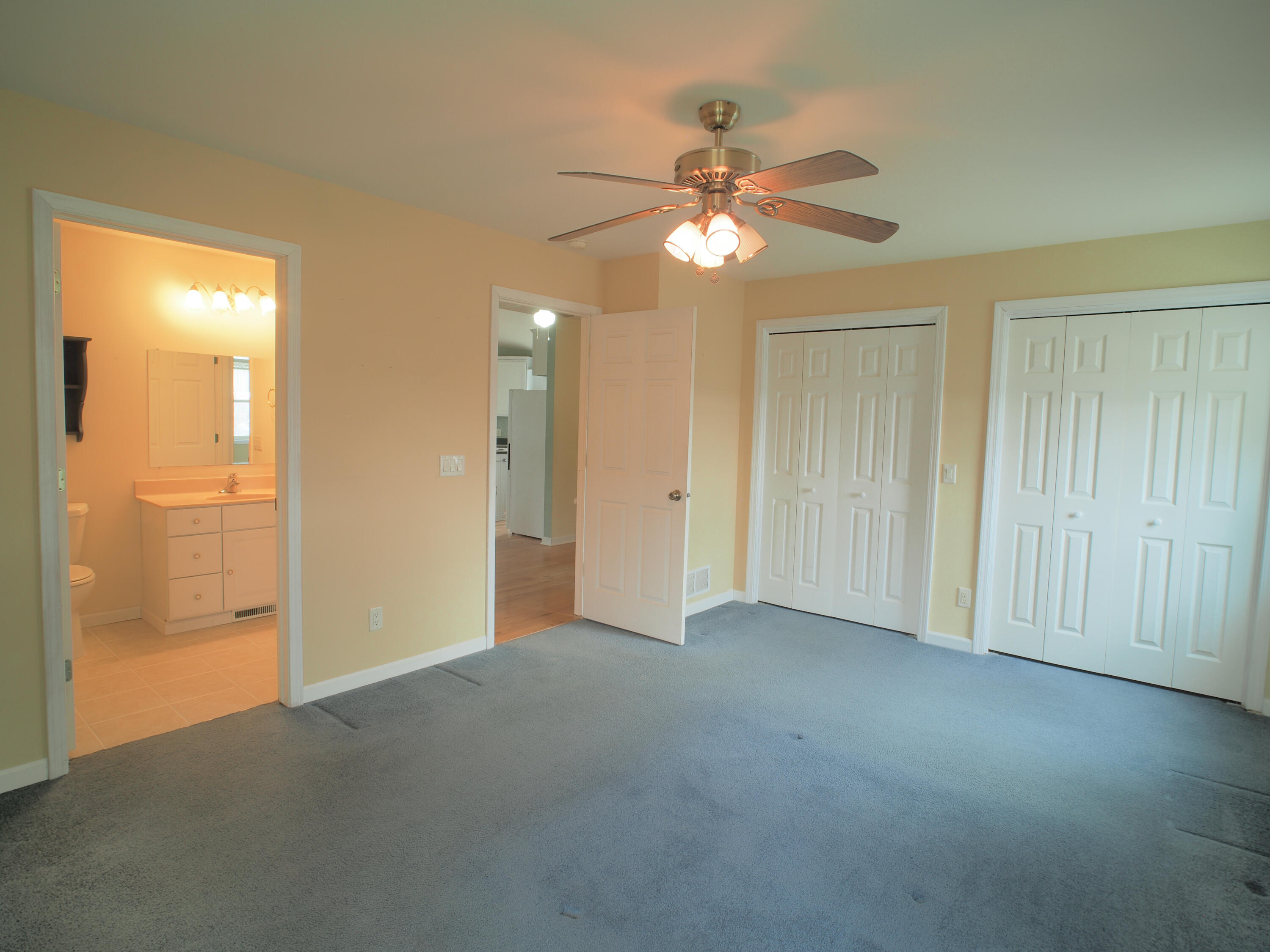 931 Canal Road Waterloo, WI 53594 - Photo 23 of 39 Primary Bedroom w/walk Through Bathroom