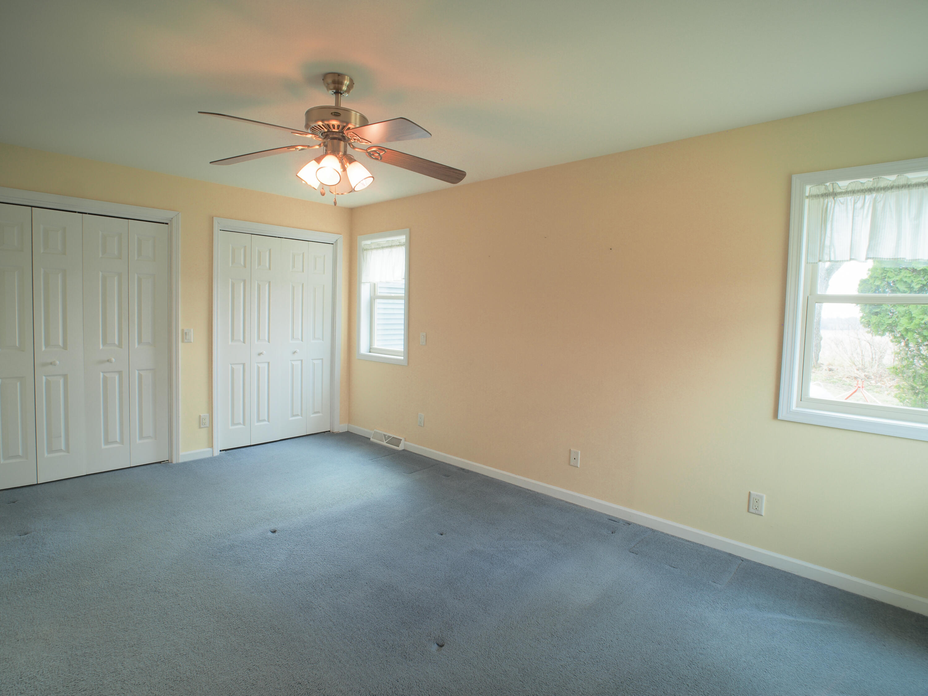 931 Canal Road Waterloo, WI 53594 - Photo 24 of 39 Primary Bedroom