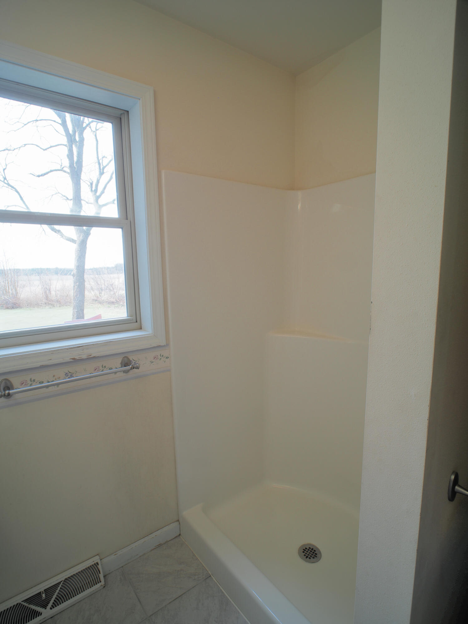 931 Canal Road Waterloo, WI 53594 - Photo 27 of 39 Walk-in Shower
