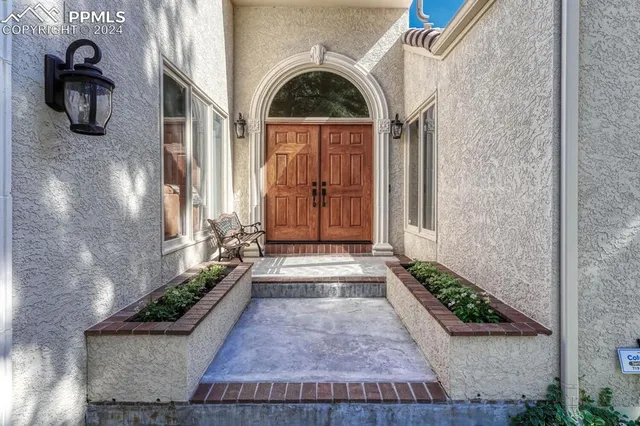 $1,000,000 | 1545 Laird Circle, Colorado Springs, CO 80906