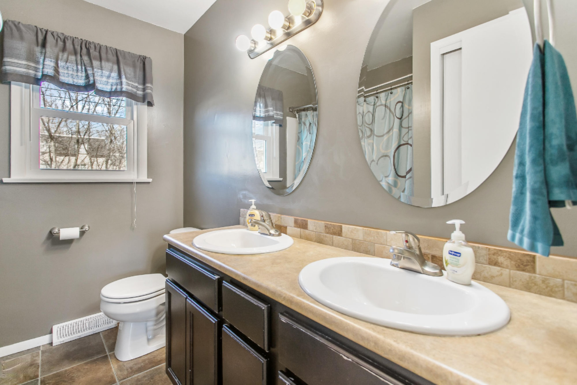 926 Sherwood Road Muskegon, MI 49441 - Photo 13 of 27 926 Sherwood Rd, Muskegon, MI-10