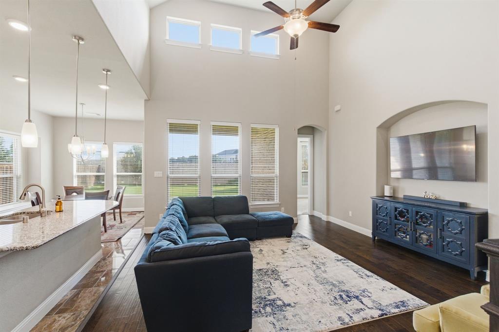 7452 Reverchon Drive Irving, TX 75063 - Photo 18 of 40