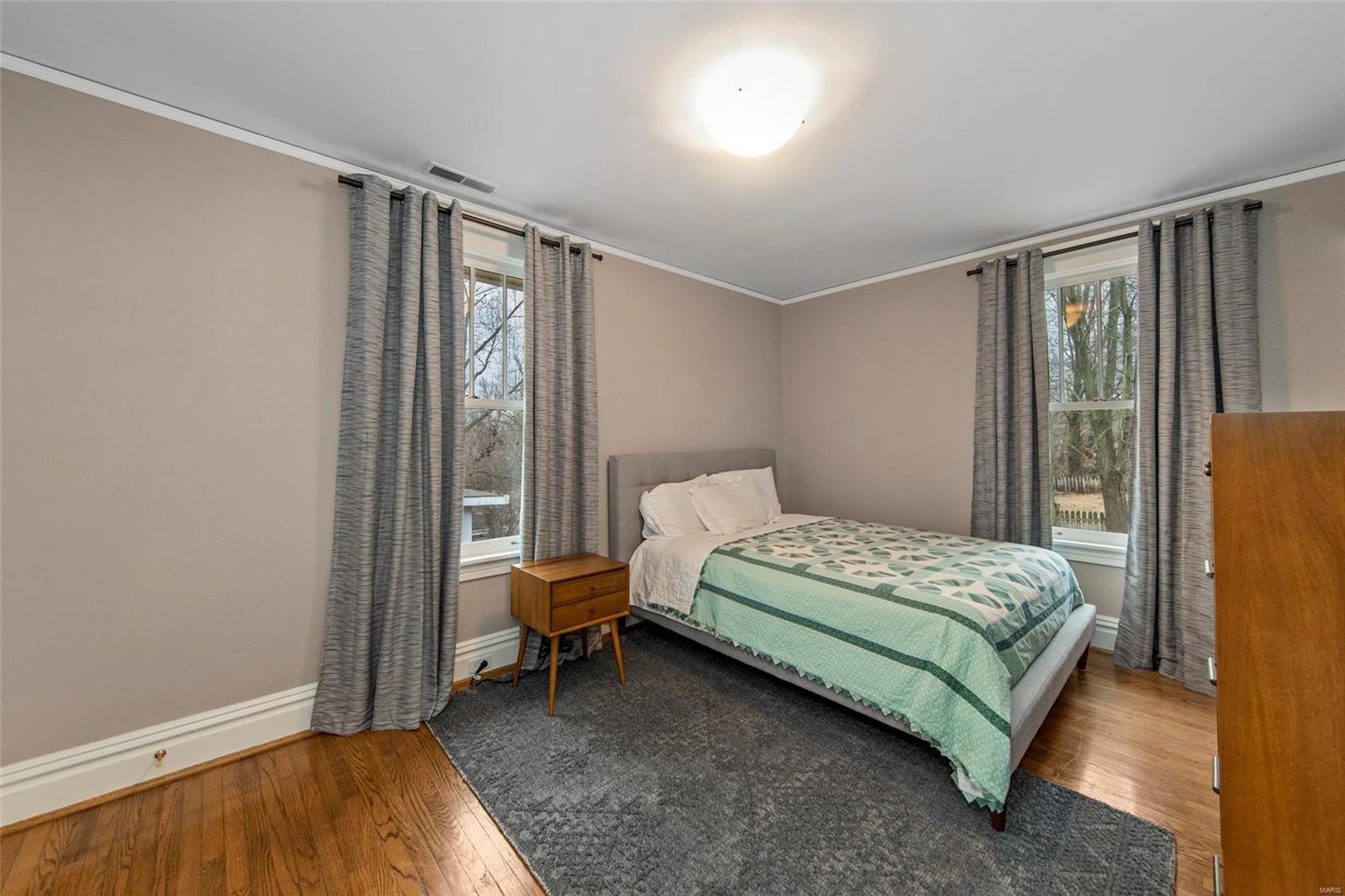 126 West Jackson Road St. Louis, MO 63119 - Photo 24 of 33 Gallery Image 24