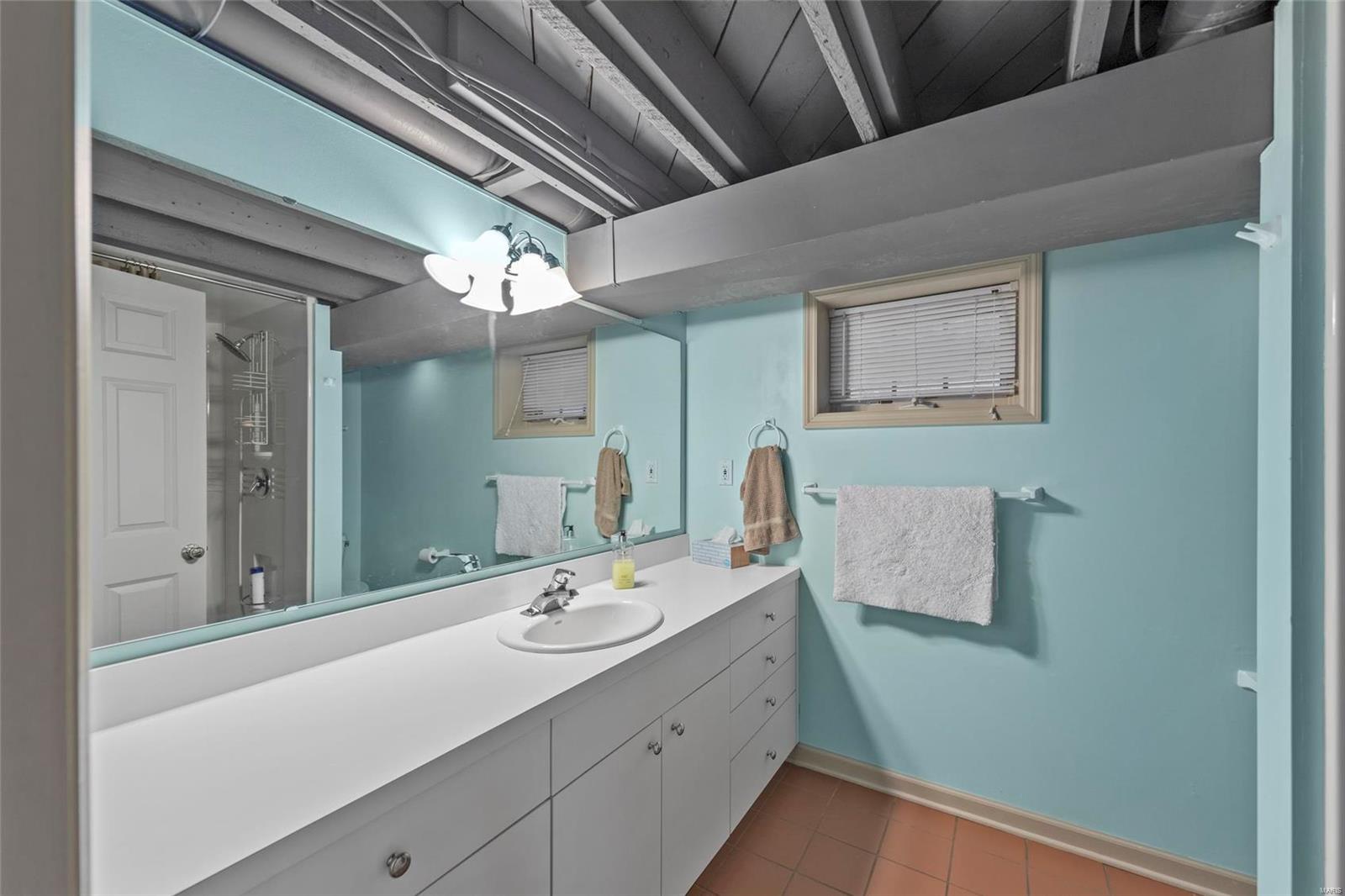 126 West Jackson Road St. Louis, MO 63119 - Photo 26 of 33 Gallery Image 26