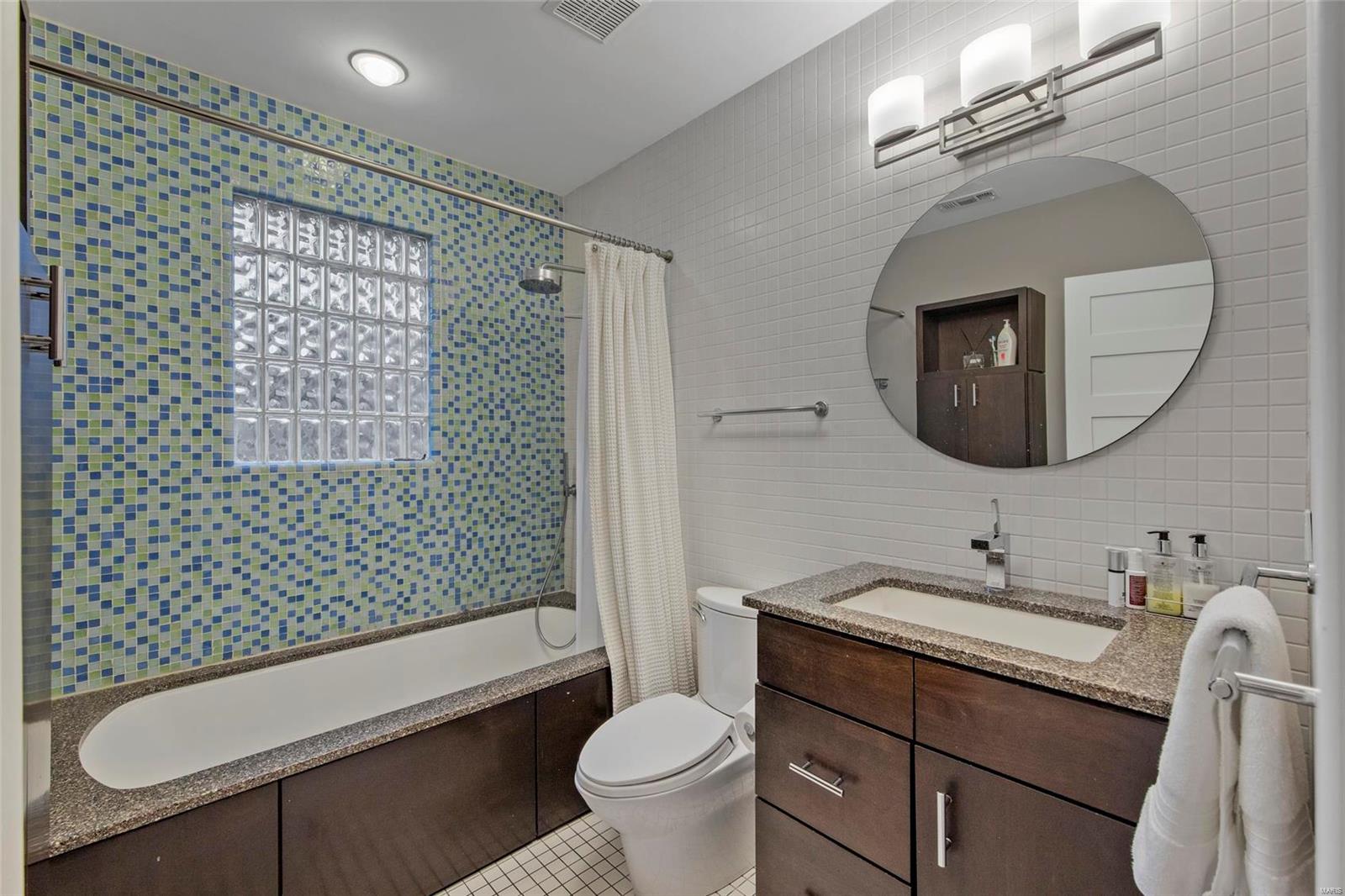 126 West Jackson Road St. Louis, MO 63119 - Photo 8 of 33 Gallery Image 8