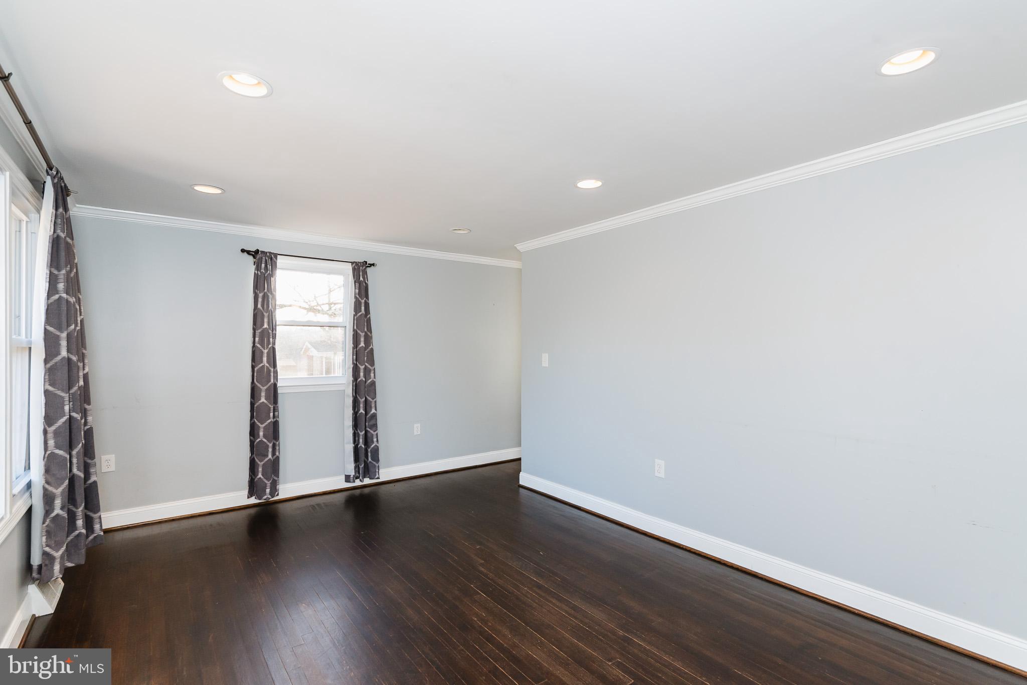 3520 Clayton Road Joppa, MD 21085 - Photo 7 of 45 Living Room
