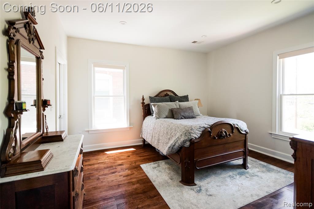 227 Melbourne Street Detroit, MI 48202 - Photo 27 of 50