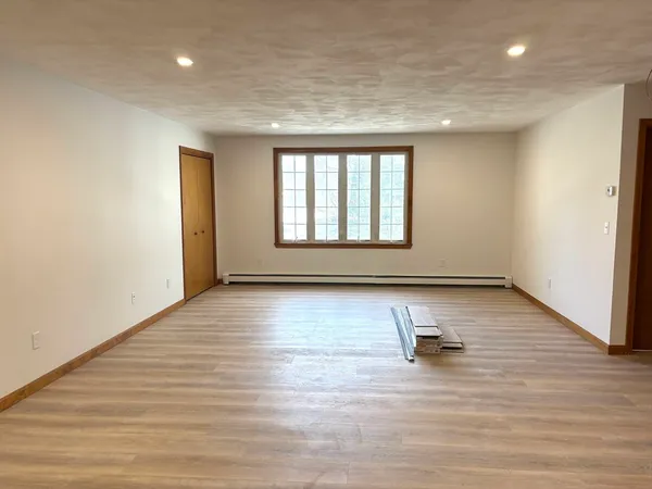 $2,700 | 28 South Avenue, Unit 2A, Attleboro, MA 02703