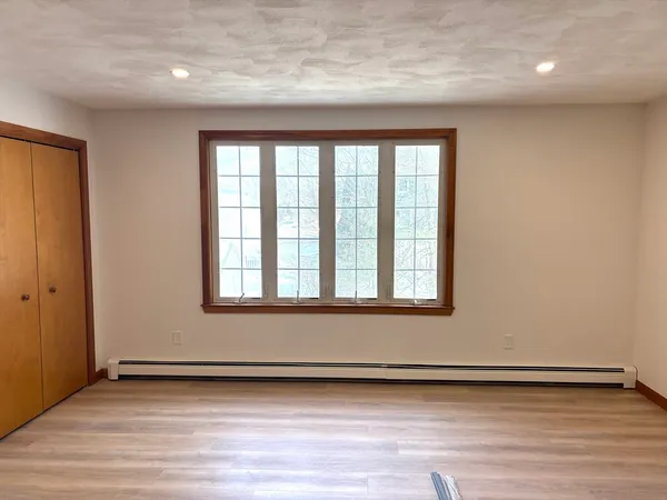 $2,700 | 28 South Avenue, Unit 2A, Attleboro, MA 02703